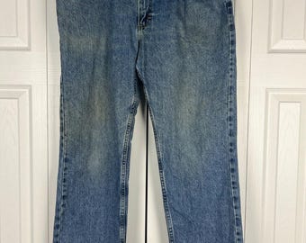 Vtg Lee Straight Leg Jeans Mens 38 x 30 Blue Denim Medium Wash Fading Staining