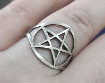 Banded pentacle ring, in 925 silver, solid, star, pentagram