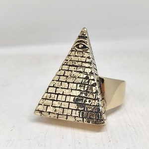 Anel Pirâmide do Olho Que Tudo Vê - Artesanato em Bronze - Símbolo Illuminati