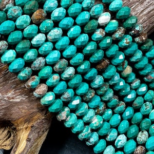 Wunderschöne blautürkise Edelsteinperle. Facettierte 8 mm Rondelle Form Perle 10 mm. Hervorragende Qualität Türkis Perle.  Ganzer Strang 15,5 ”