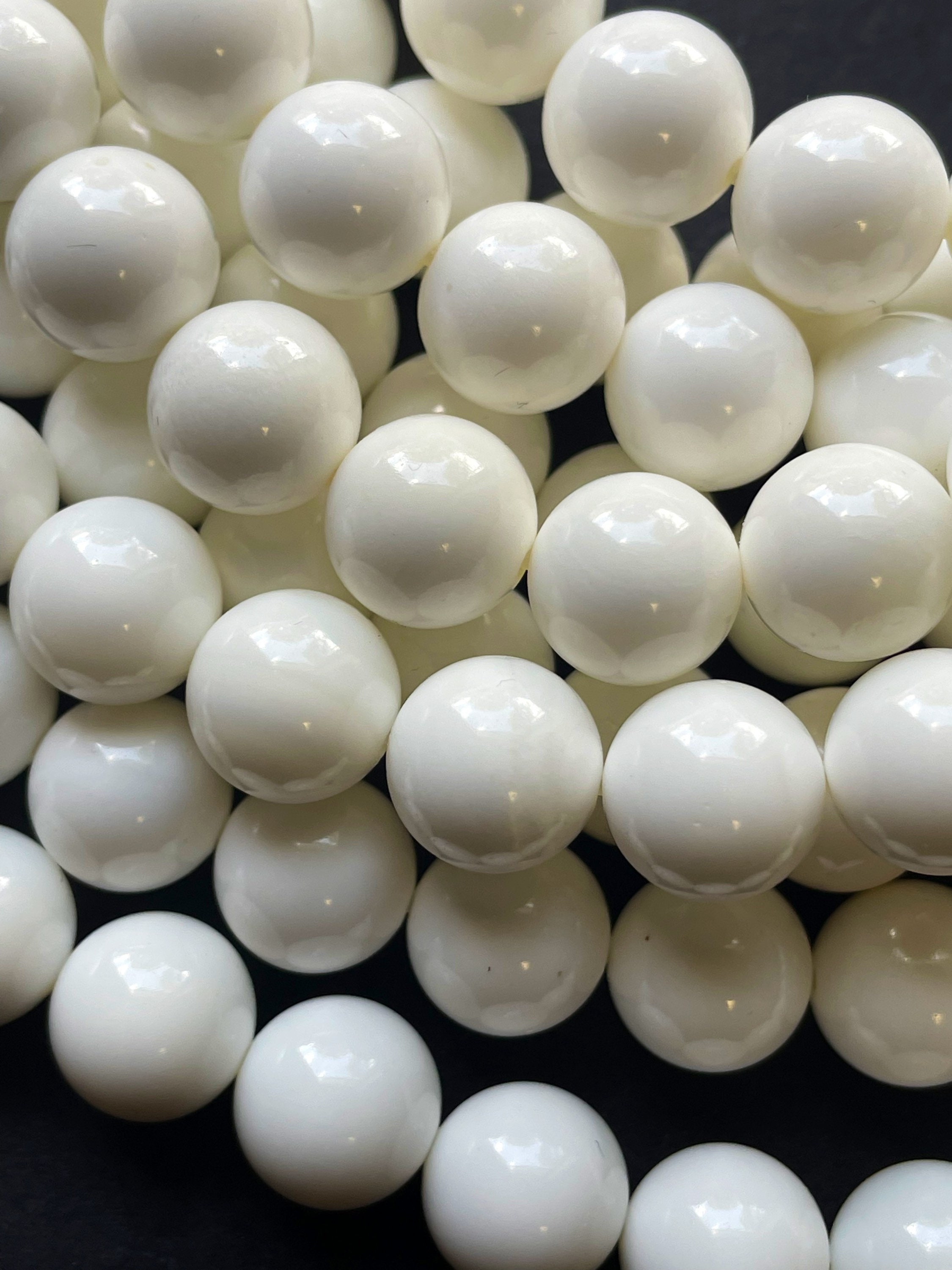 AAA Natural white shell pearl bead. 6mm 8mm 10mm round bead . Gorgeous natural Snow White color shell pearl bead. Full strand 15.5”