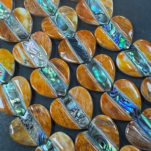 AAA Natural spiny oyster shell with abalone shell bead. heart shape . excellent quality spiny oyster shell bead .