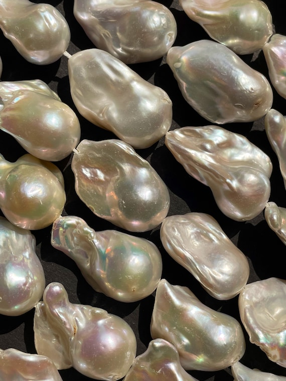 AAA Natural Baroque Pearl. Freeform Shape Gorgeous Natural Color
