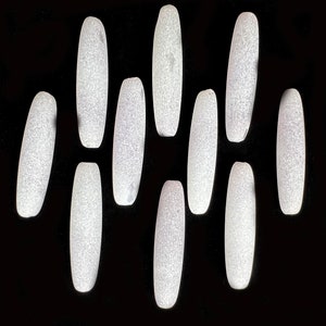 Natürliche Matte Botswana Bead Tonnenform 13 x 58 mm Wunderschöne eisige Lavendel Farbe Lose Perle Edelstein Lose Botswana Lose Achat Stein