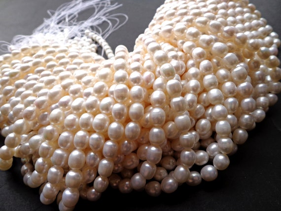 Wholesale Grade AAA Natural Cultured Freshwater Pearl Beads 