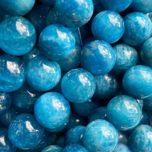 AAA Natural apatite stone bead. 6mm 8mm10mm smooth round bead . Beautiful natural blue color gemstone Great quality apattite bead 15.5”