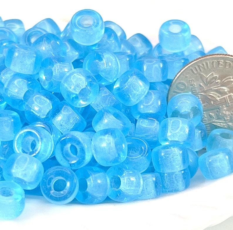 Perles poneys, trou 6 mm / 2 mm, bleu aqua avec finition brillante, perles de verre tchèques, grand trou, perles de contraste, 121 image 1
