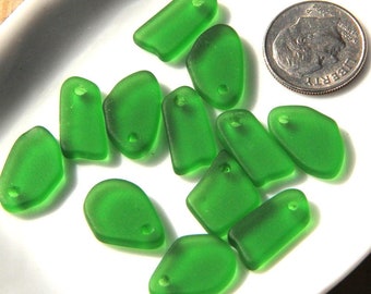 Flat Free Formed MINI Pendant Beads, Shamrock Green With Frosted Matte Sea Glass Finish, About 15-10mm, 6 Pieces