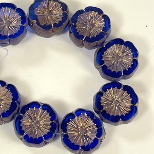 Hawaiian Flower Beads, Sapphire Blue w/Bronze and Etched Finish, Flower Beads, Czech Glass Beads, 14 mm,. 10 Pieces image 7