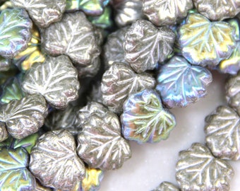 Cuentas de hoja, cuentas de hoja de arce, plata antigua con acabado AB, perforadas a lo largo, 13 x 10 mm, cuentas de vidrio checo, 20 piezas