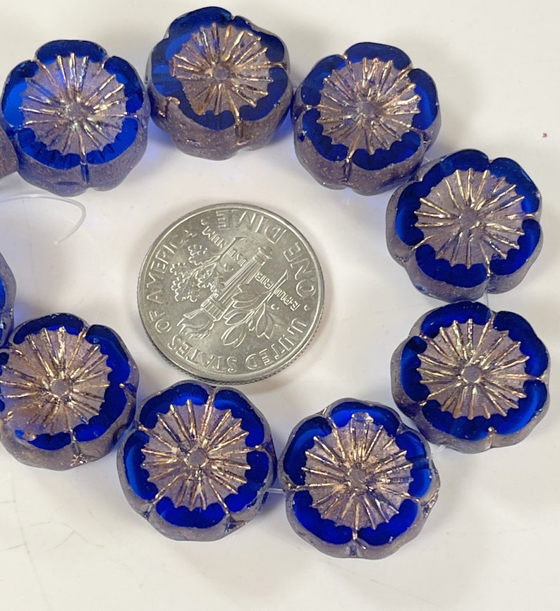 Hawaiian Flower Beads, Sapphire Blue w/Bronze and Etched Finish, Flower Beads, Czech Glass Beads, 14 mm,. 10 Pieces image 10