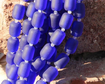 Fassperlen, Königsblau, große Größe (13 x 10 mm), gefrostete Perlen, Seeglasperlen, Strandglasperlen, 8 Stück