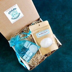 FEATURED ON BUZZFEED Stress Box A Mini Spa Break for Your Everyday Life: Dead Sea Salts, REMedy Massage Oil, Anti-Anxiety Roll-on, Candle image 2