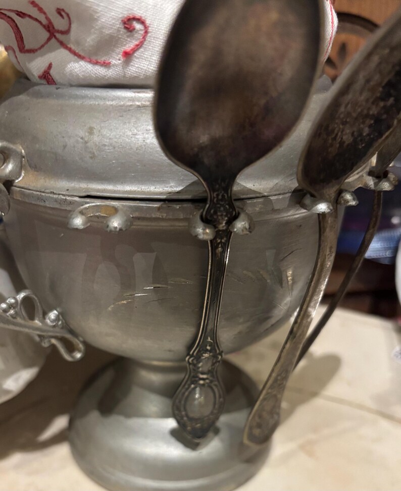 William A. Rogers Spooner Sugar Bowl With Squirrel-form Handles, 12 ...