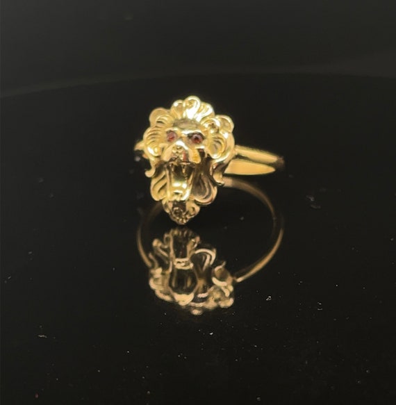 Antique French Victorian Lion Ring - image 2