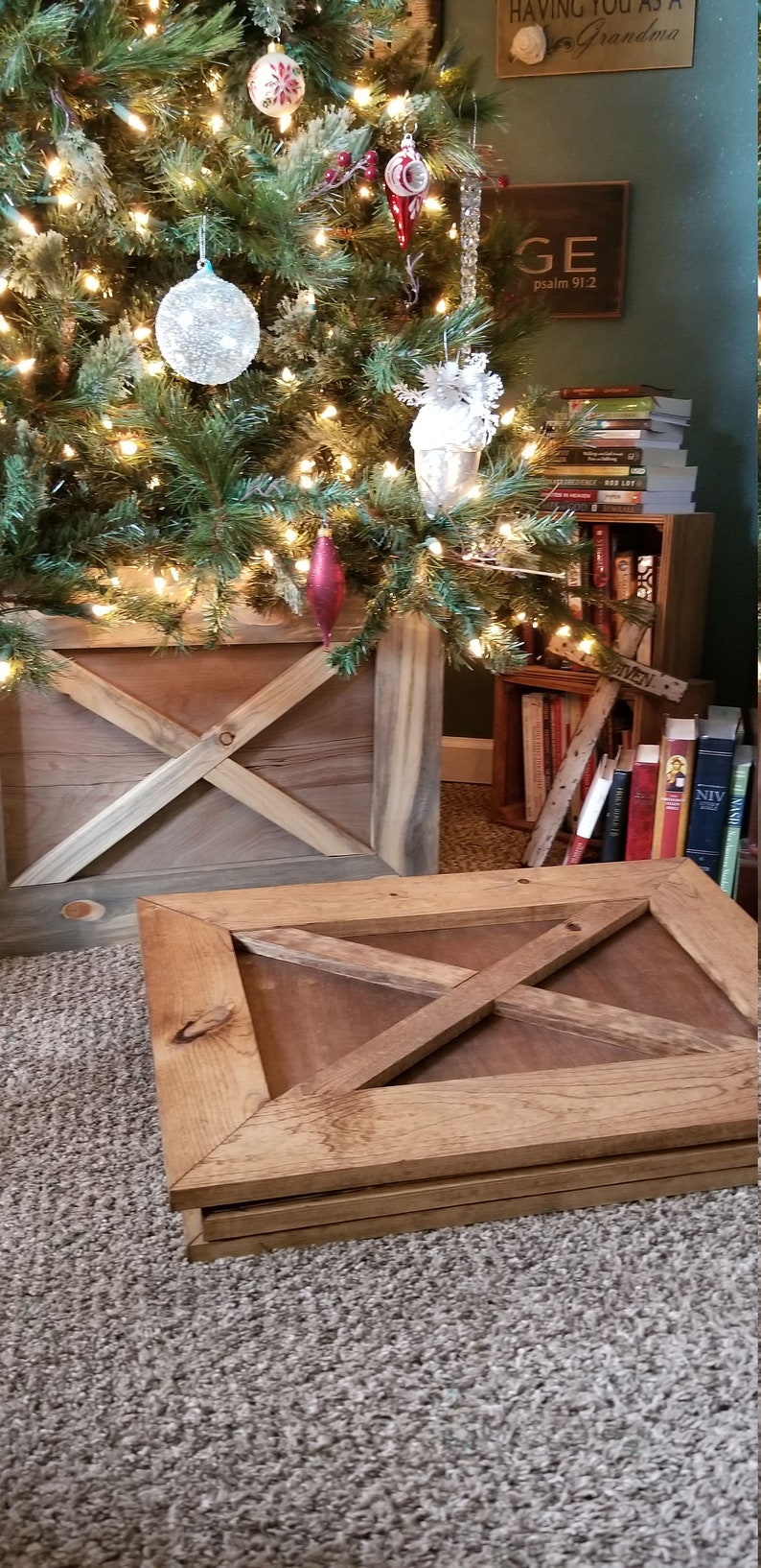 Wooden Tree Skirt 