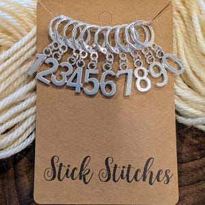 Numbered Stitch Markers – Set of 10 – Knitting & Crochet Progress Keepers