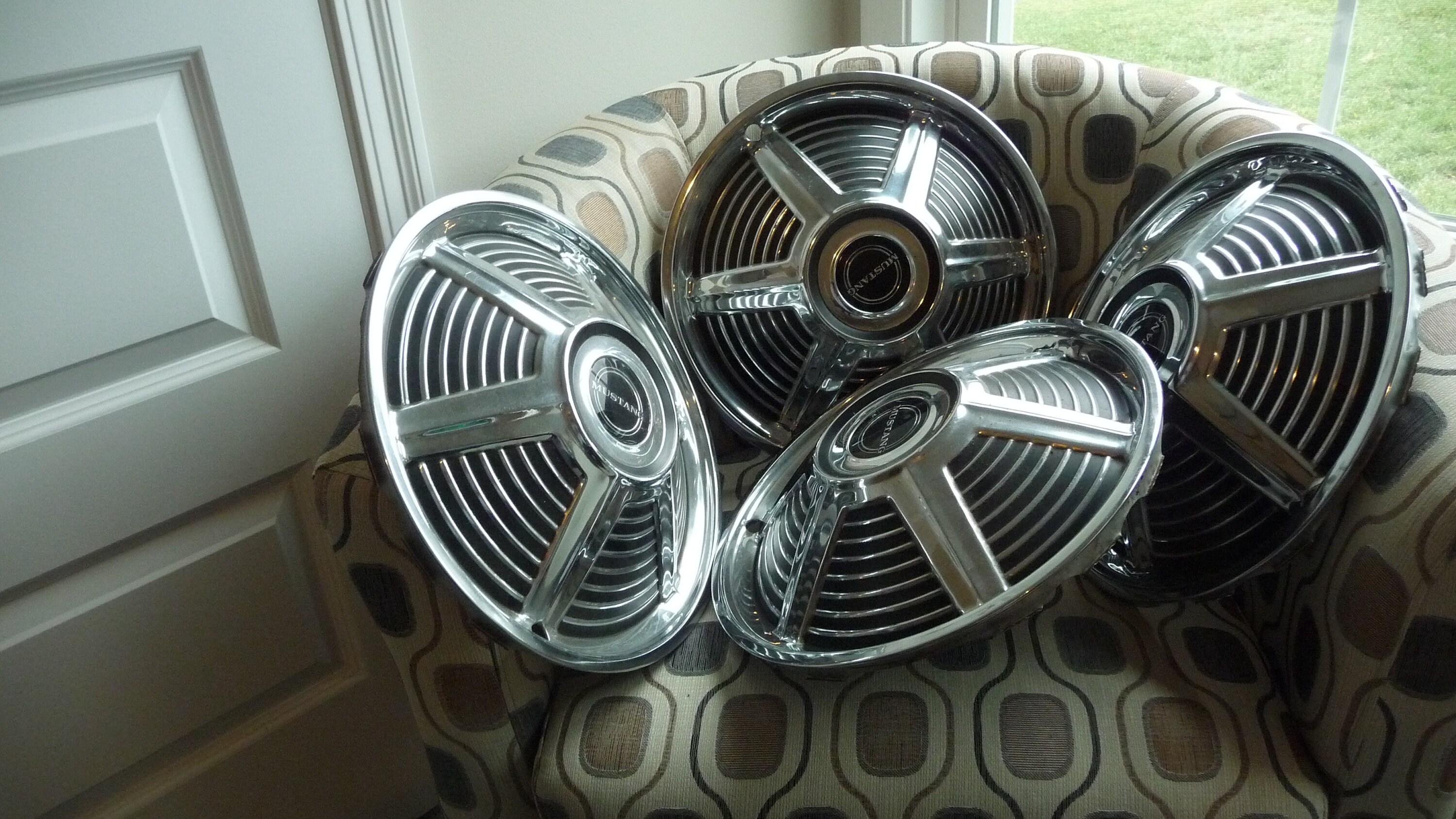 1965 66 Ford Mustang SPINNER HUBCAPS 14 Set of 4 Wheel Etsy