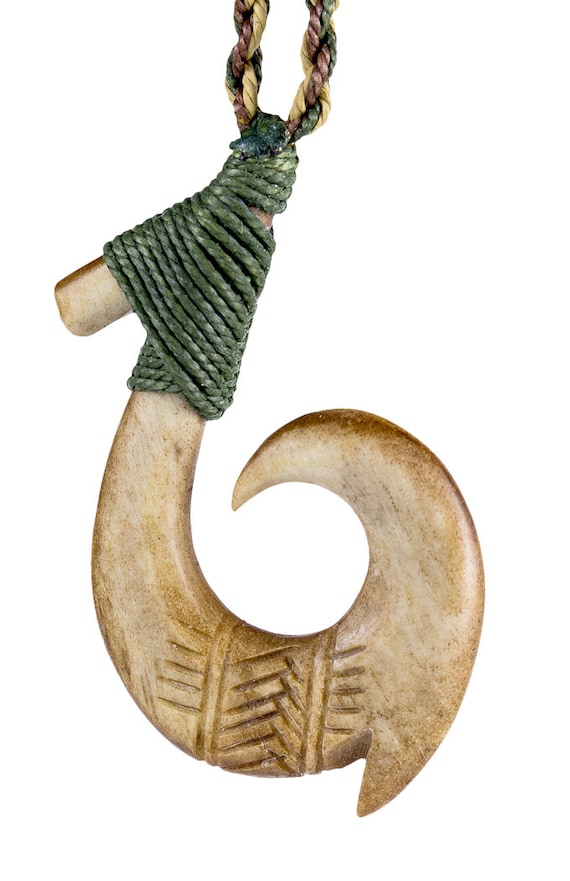 Hand Carved Pacific Islands Inspired Bone Fish Hook With Scrimshaw - Etsy Hand Carved Pacific Islands Inspired Bone Fish Hook With Scrimshaw - Etsy