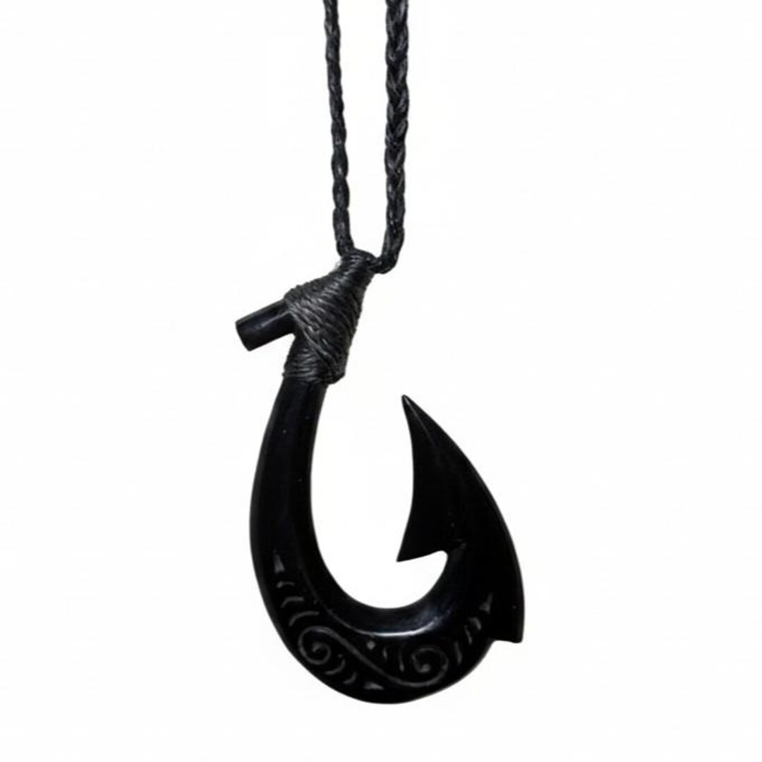 Hand Carved Stylized Hawaiian Fish Hook Necklace With Scrimshaw - Etsy