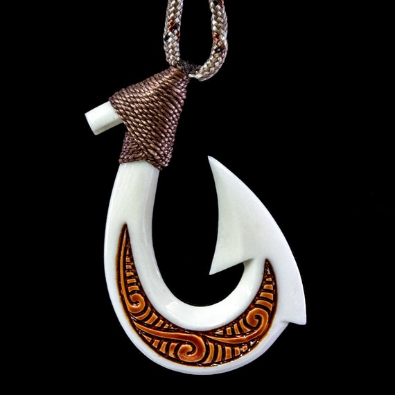 Hand Carved Bone Hawaiian Fish Hook Necklace With Scrimshaw 