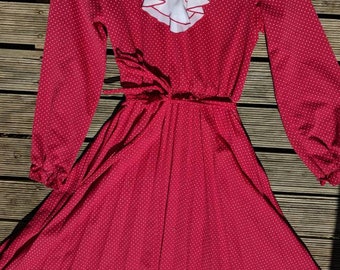 Vintage polka dot pleated dress with ruffles. Size 12