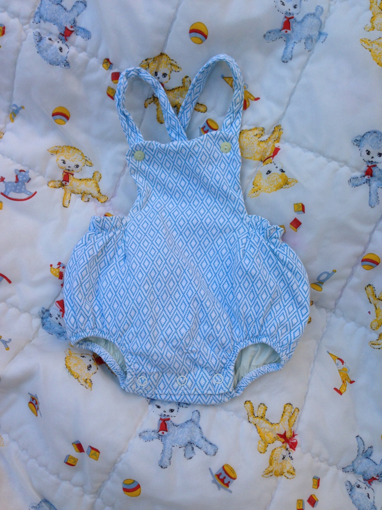 Vintage/retro 1970s baby sunsuit/romper with blue diamond Etsy
