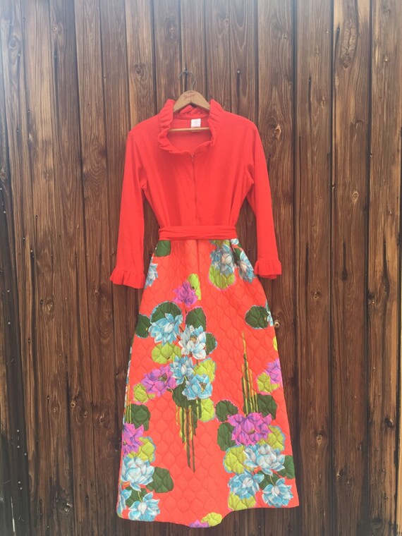 Retro Lotus Blossum Dress - image 1