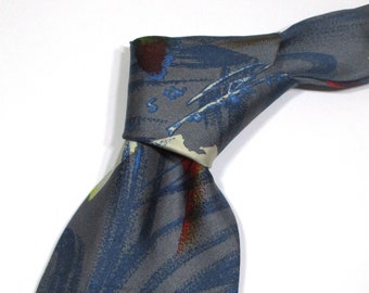Cravate classique en soie à motif abstrait sergé de couleur grise Claude Montana