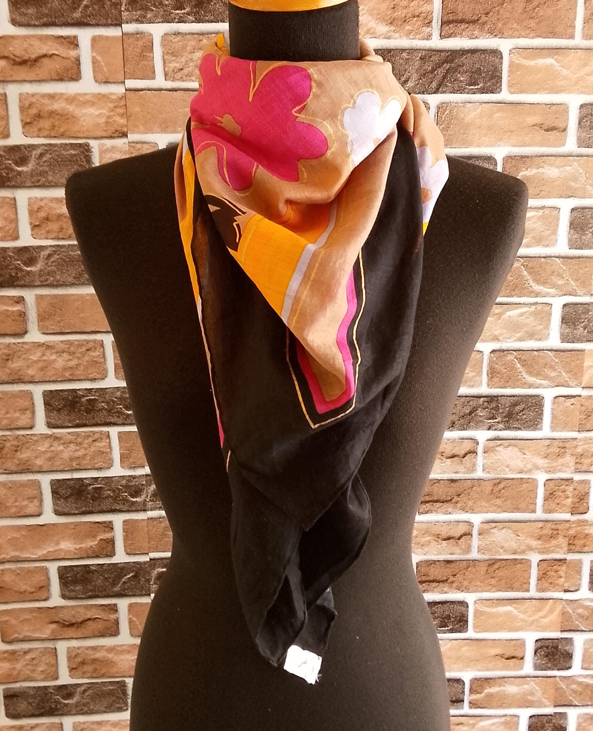 Foulard Vintage Karl Lagerfeld En Soie 100% - Multicolore, Fait Main, Très Bon état