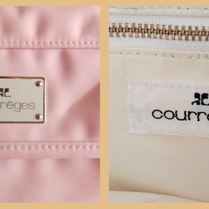 Puede incluir: Primer plano de dos secciones de un bolso. El lado izquierdo muestra un material rosa con una placa plateada con el logotipo de Courr&egrave;ges. El lado derecho revela el interior de un bolso blanco con cremallera y una etiqueta Courr&egrave;ges.