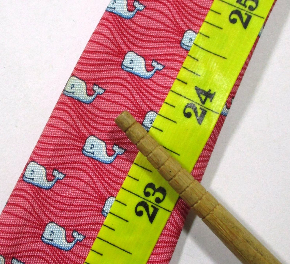 Vineyard Vines Whale Mammals Pattern Pink Color Silk ...