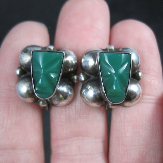 Vintage Mexican Silver Green Onyx Mask Earrings S… - image 1
