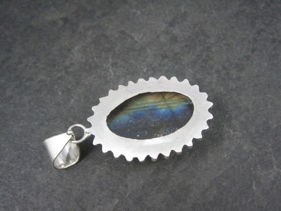 Large Vintage Sterling Labradorite Pendant - image 5