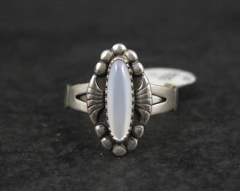 Vintage Southwestern Sterling Mother of Pearl Ring