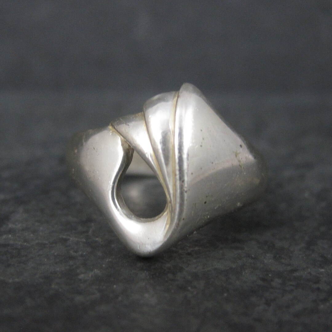 Silver & Simulated Tulip Blue Round Ring main image 0