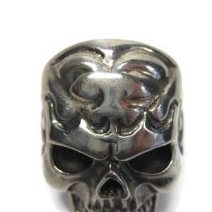 Mens Vintage Sterling Vampire Skull Ring Size 11 image 4