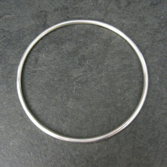 Simple Vintage Sterling Bangle Bracelet 7.75 Inch… - image 1