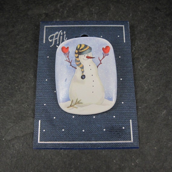 Porcelain Snowman Brooch HJI NOS 2001 - image 1