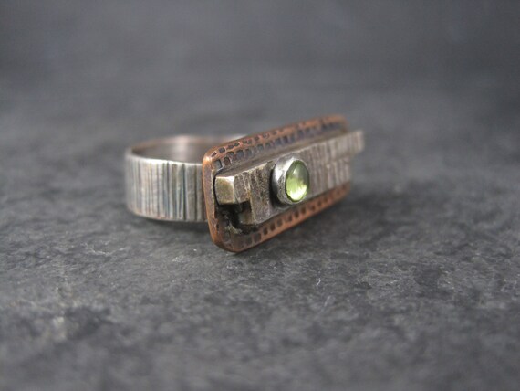 Vintage Modernist Sterling Copper Peridot Ring Si… - image 3