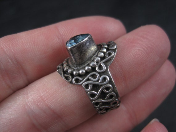 Vintage Balinese Sterling Topaz Ring Size 5 - image 10