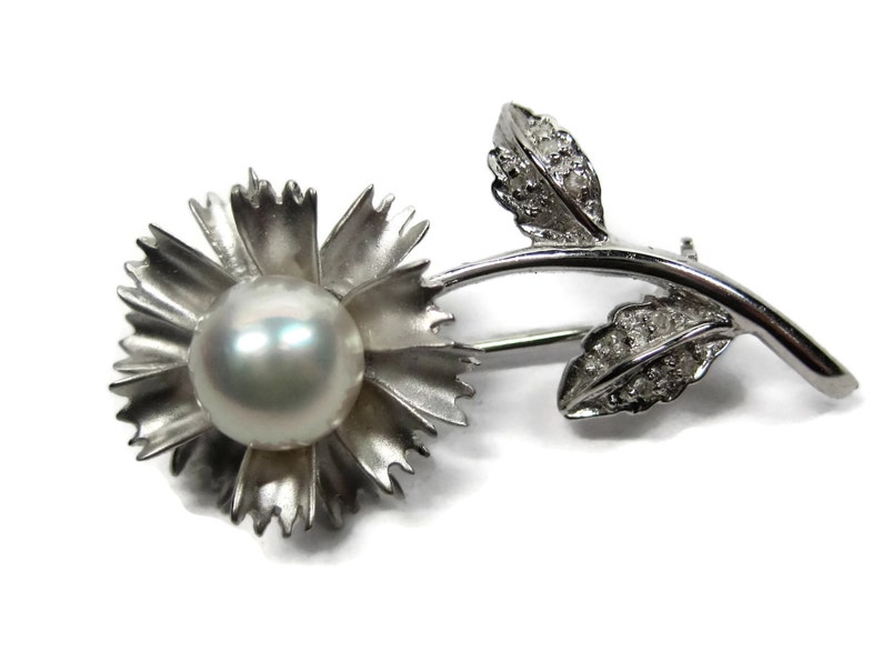 Vintage 14K Pearl Diamond Flower Brooch