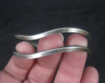 Vintage Mexican Sterling Wavy Cuff Bracelet 7 Inches