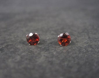 Estate Sterling 5mm Garnet Stud Earrings