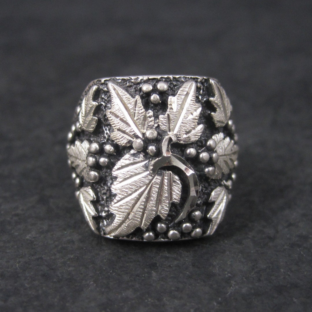 B602 used vintage silver925 ring リーフ リング Vintage 90s Black Hills Sterling Silver Leaf Ring Size 4 NOS