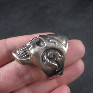 Mens Vintage Sterling Vampire Skull Ring Size 11 image 9