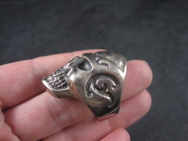 Mens Vintage Sterling Vampire Skull Ring Size 11 image 9