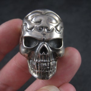 Mens Vintage Sterling Vampire Skull Ring Size 11 image 7