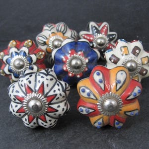 Lot of 7 Ceramic Drawer Pulls Knobs