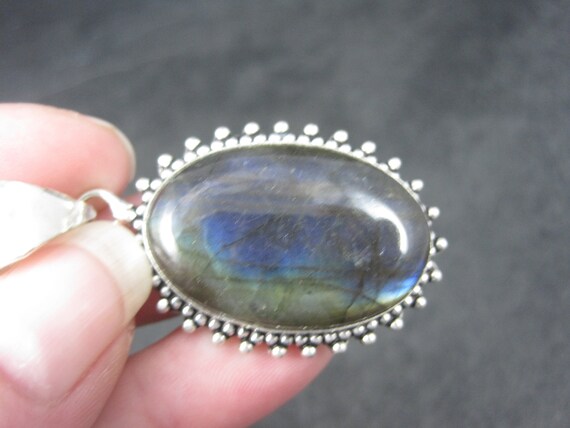 Large Vintage Sterling Labradorite Pendant - image 8